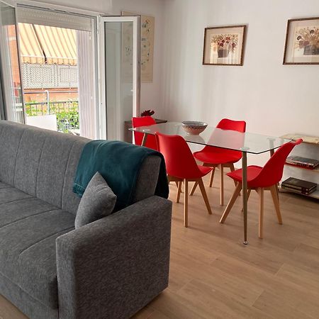 Precioso Apartamento Con Patio グラナダ エクステリア 写真