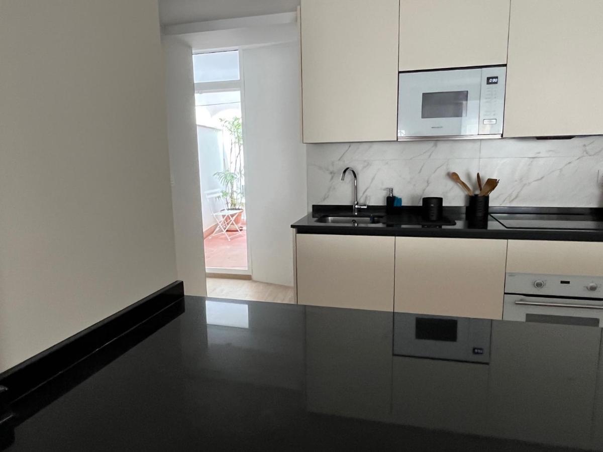 Precioso Apartamento Con Patio グラナダ エクステリア 写真