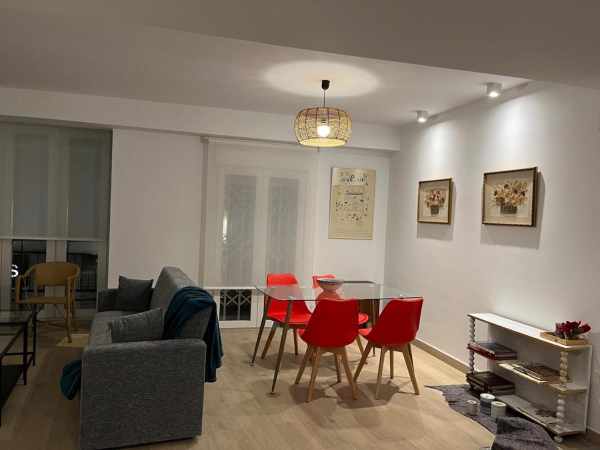 Precioso Apartamento Con Patio グラナダ エクステリア 写真