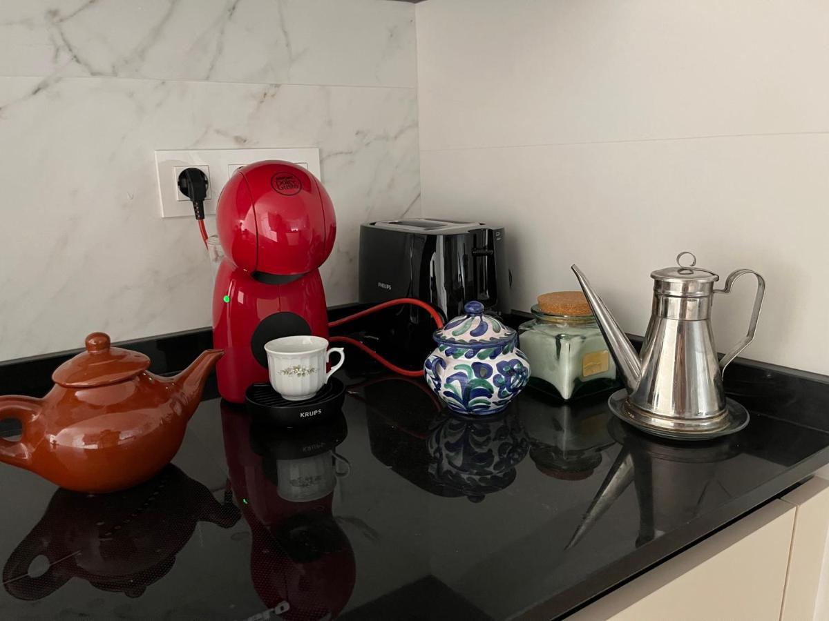 Precioso Apartamento Con Patio グラナダ エクステリア 写真