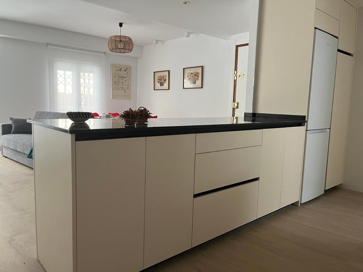 Precioso Apartamento Con Patio グラナダ エクステリア 写真