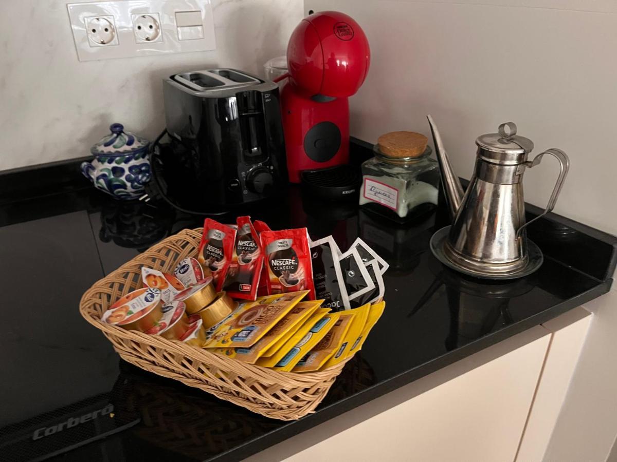 Precioso Apartamento Con Patio グラナダ エクステリア 写真