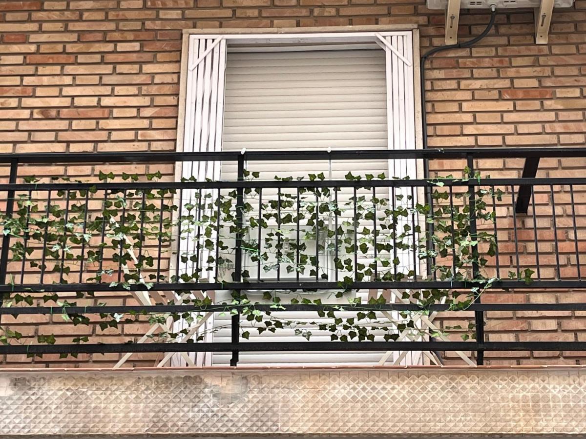Precioso Apartamento Con Patio グラナダ エクステリア 写真