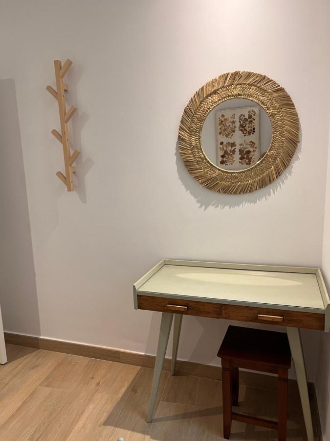 Precioso Apartamento Con Patio グラナダ エクステリア 写真