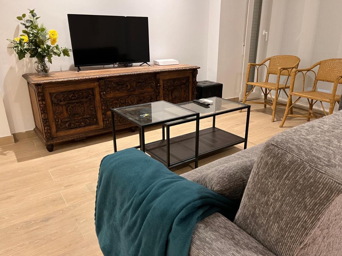 Precioso Apartamento Con Patio グラナダ エクステリア 写真