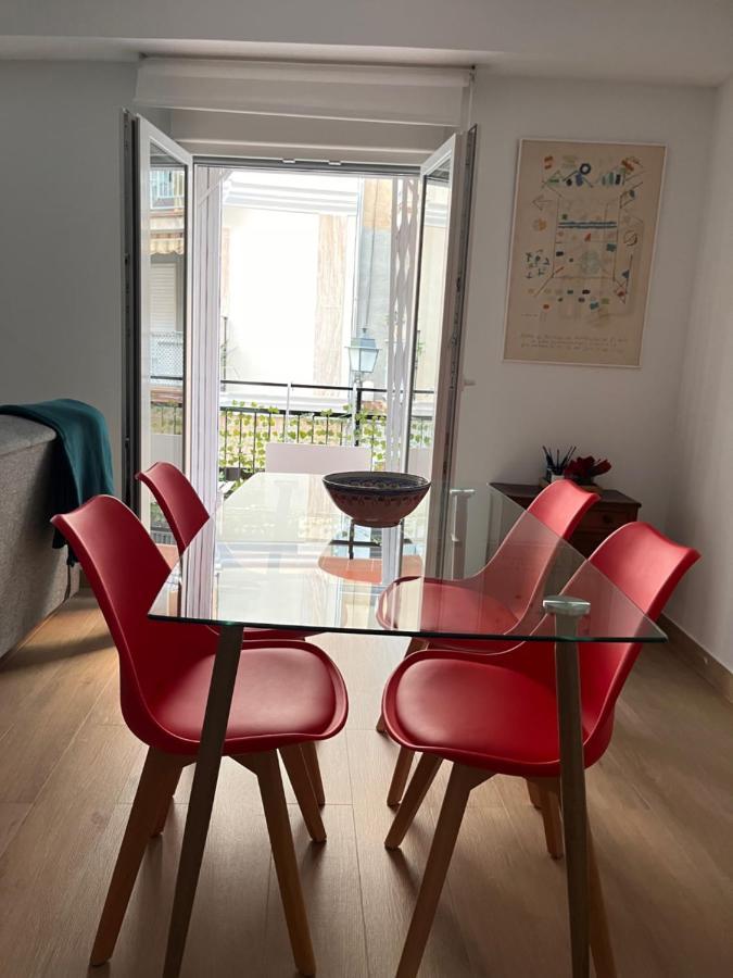 Precioso Apartamento Con Patio グラナダ エクステリア 写真