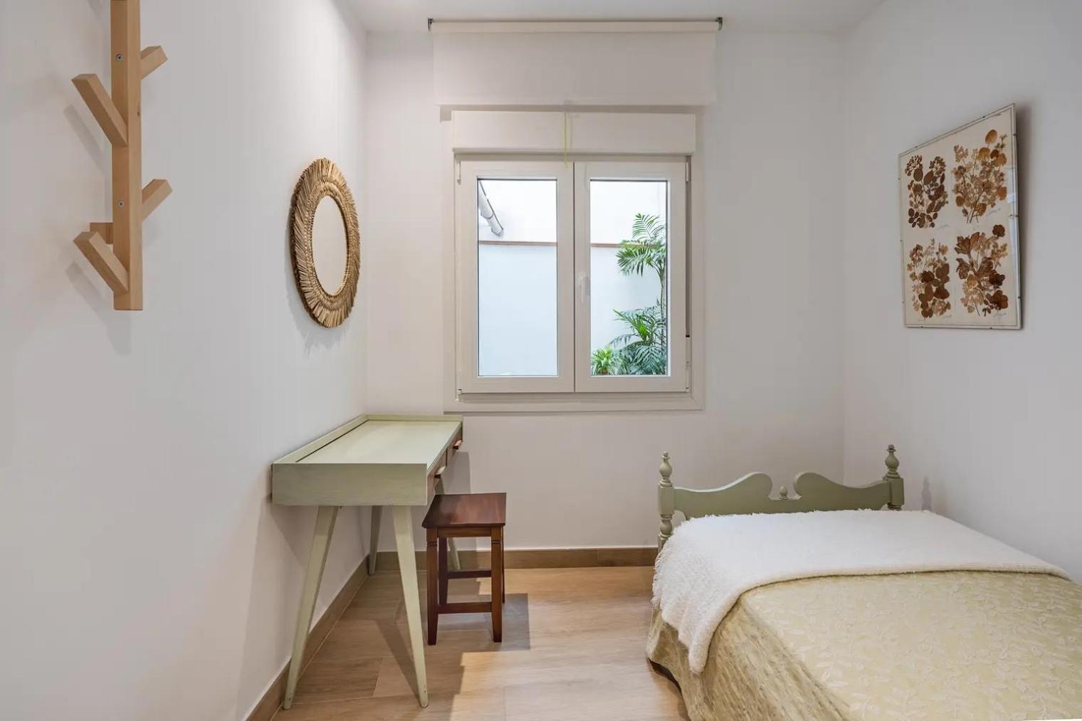Precioso Apartamento Con Patio グラナダ エクステリア 写真